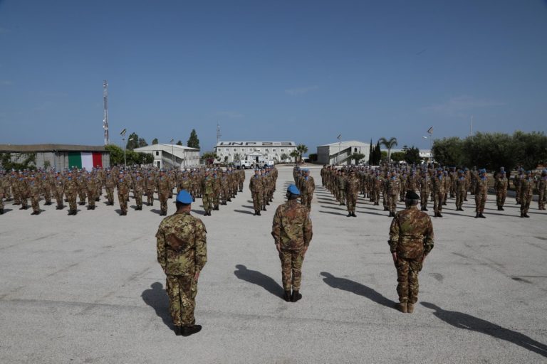 Festa della Repubblica: caschi blu italiani UNIFIL celebrano a Shama