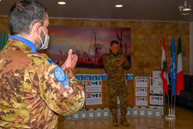 UNIFIL: caschi blu italiani donano presidi sanitari a Forze Armate Libanesi