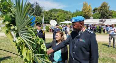 Giornata peacekeepers, la base Onu di Brindisi apre le porte agli studenti: ‘Siano ambasciatori di pace’