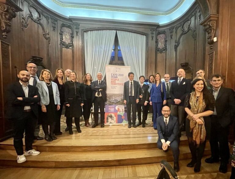 La candidatura di Roma presentata a Parigi e a Ginevra