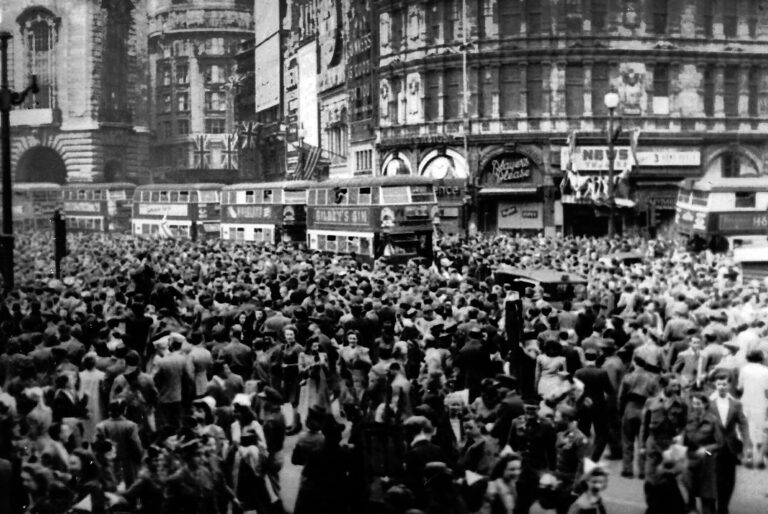 VE Day: decine di Paesi tra cui Italia, “no a distorsioni della storia”