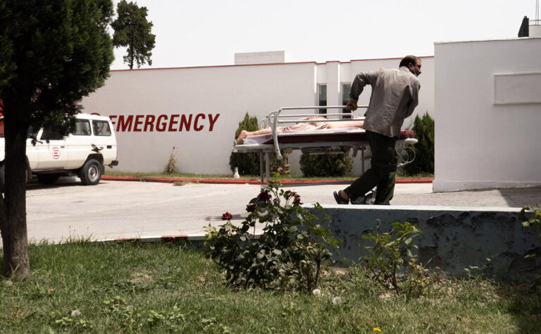 Afghanistan: Emergency apre clinica a Barmal, localita’ isolata dopo il sisma