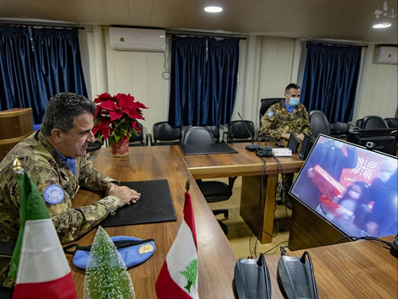 UNIFIL: caschi blu italiani donano giocattoli a bambini libanesi