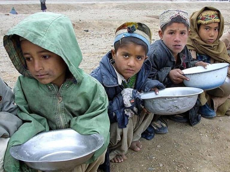 Afghanistan: Save the Children; guerra, carestia e ora lo spettro della fame