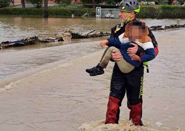 Alluvione Emilia-Romagna: UNICEF, cambiamenti clima minacciano diritti bambini anche in Italia