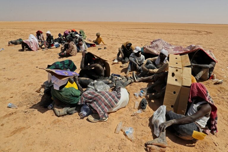 Rifugiati: Onu chiede con forza a Tunisia di fermare l’espulsione nel deserto di migranti verso Libia e Algeria