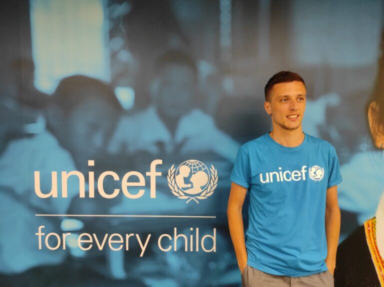 Alessandro Di Rosa (JPO a UNICEF): una carriera a difesa dei diritti umani