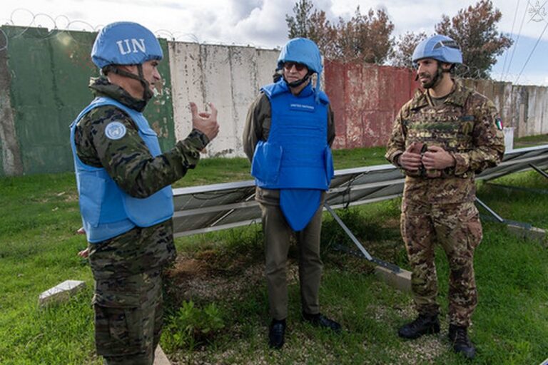 UNIFIL: Lacroix (ONU) in visita a caschi blu italiani in basi a ridosso della blue line Israele-Libano