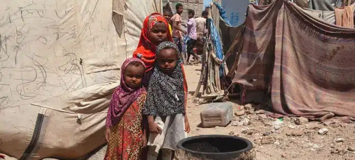 Yemen: decimo anno di guerra, l’appello di INTERSOS e di altri umanitari, economia al disastro